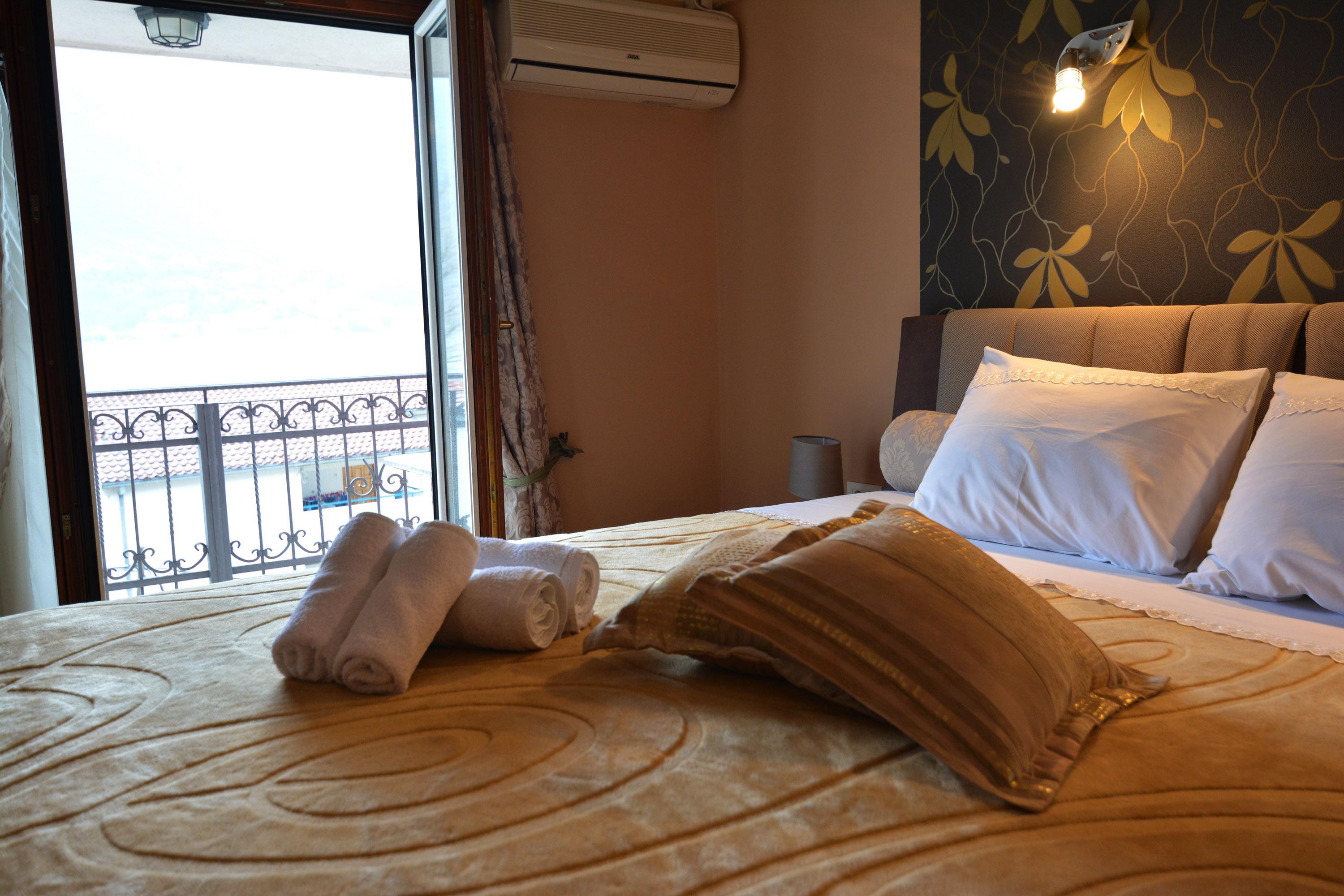 Apartments Bogdanovic Kotor Bagian luar foto