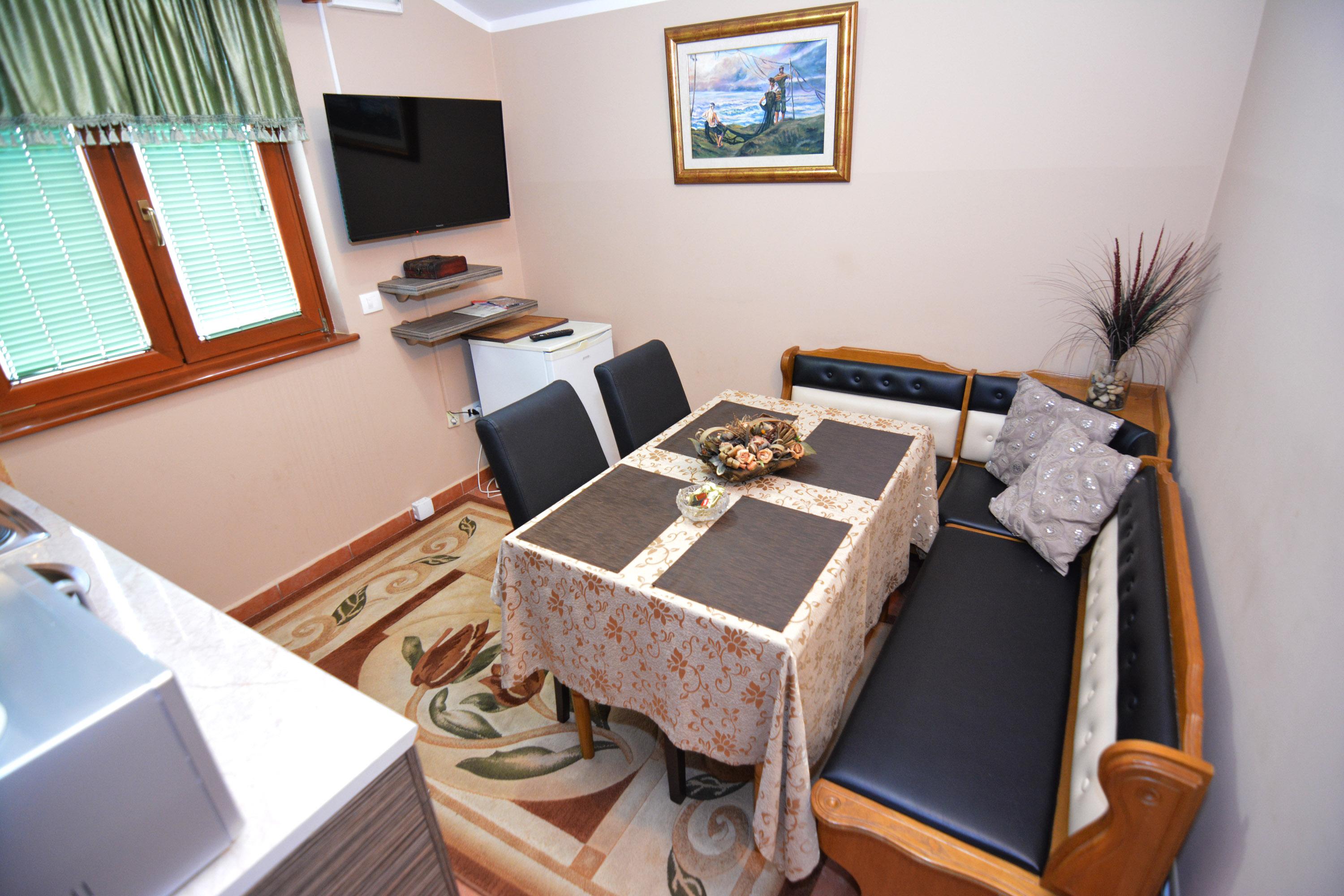 Apartments Bogdanovic Kotor Bagian luar foto