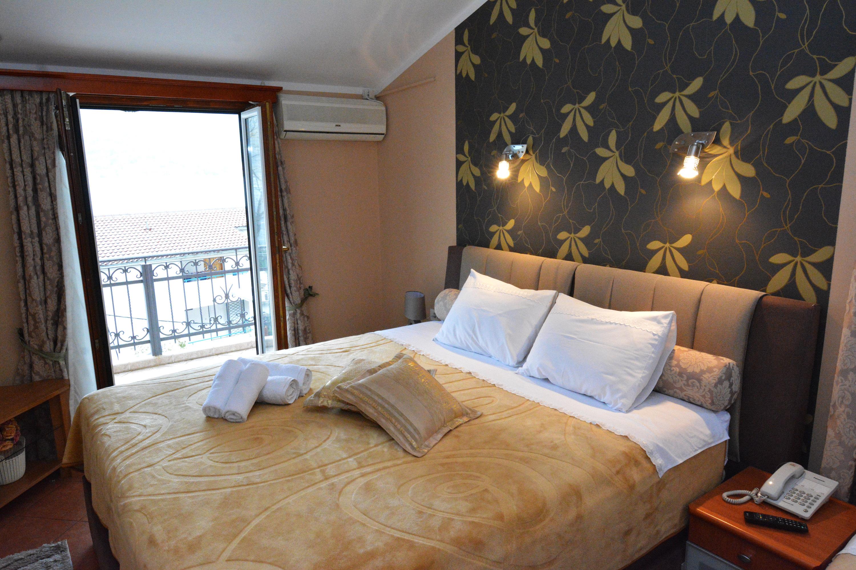 Apartments Bogdanovic Kotor Bagian luar foto