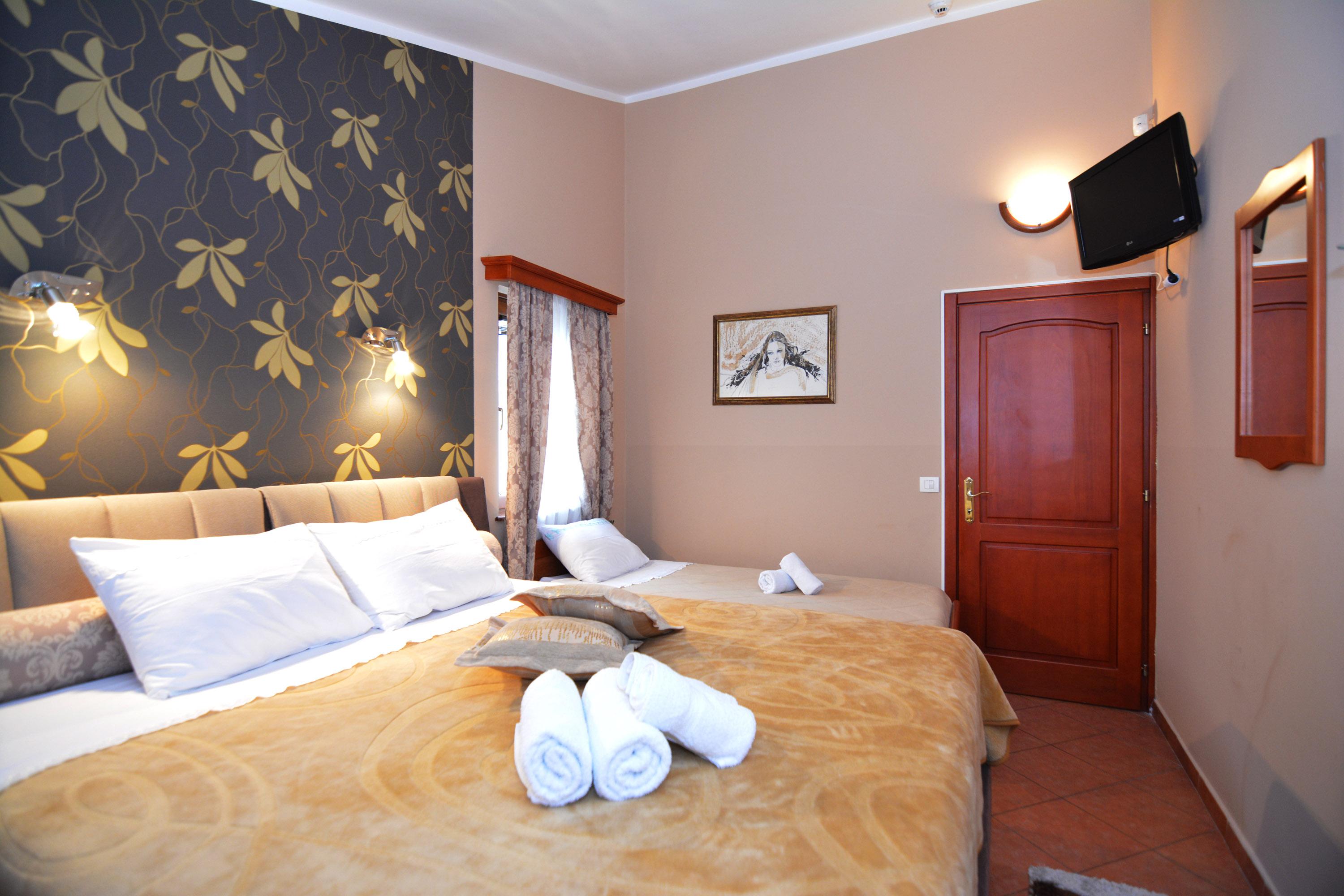 Apartments Bogdanovic Kotor Bagian luar foto