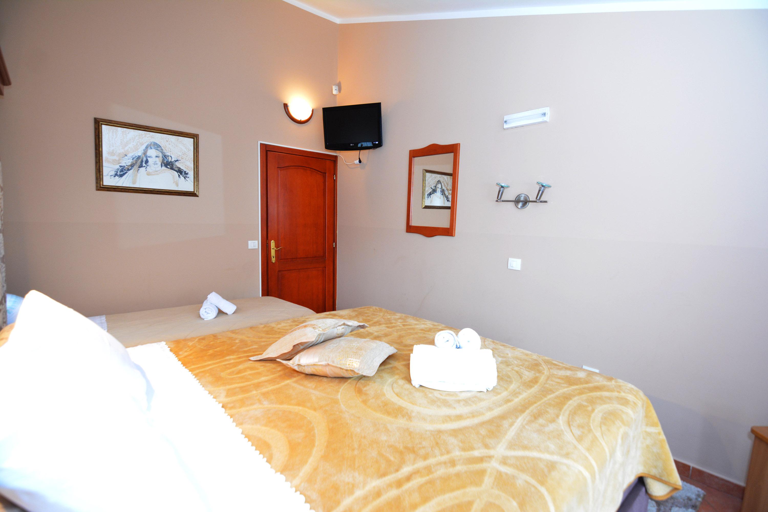 Apartments Bogdanovic Kotor Bagian luar foto