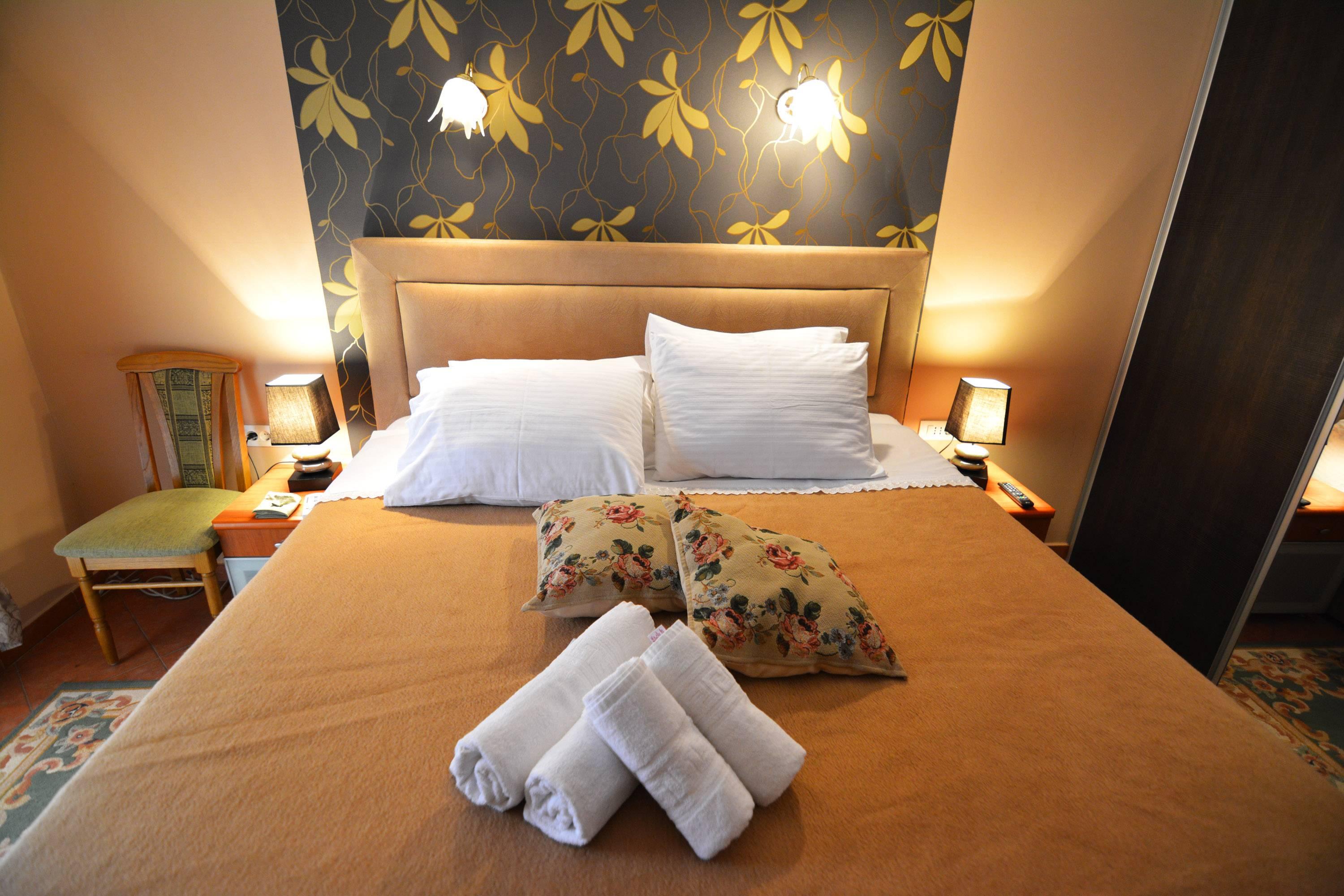 Apartments Bogdanovic Kotor Bagian luar foto