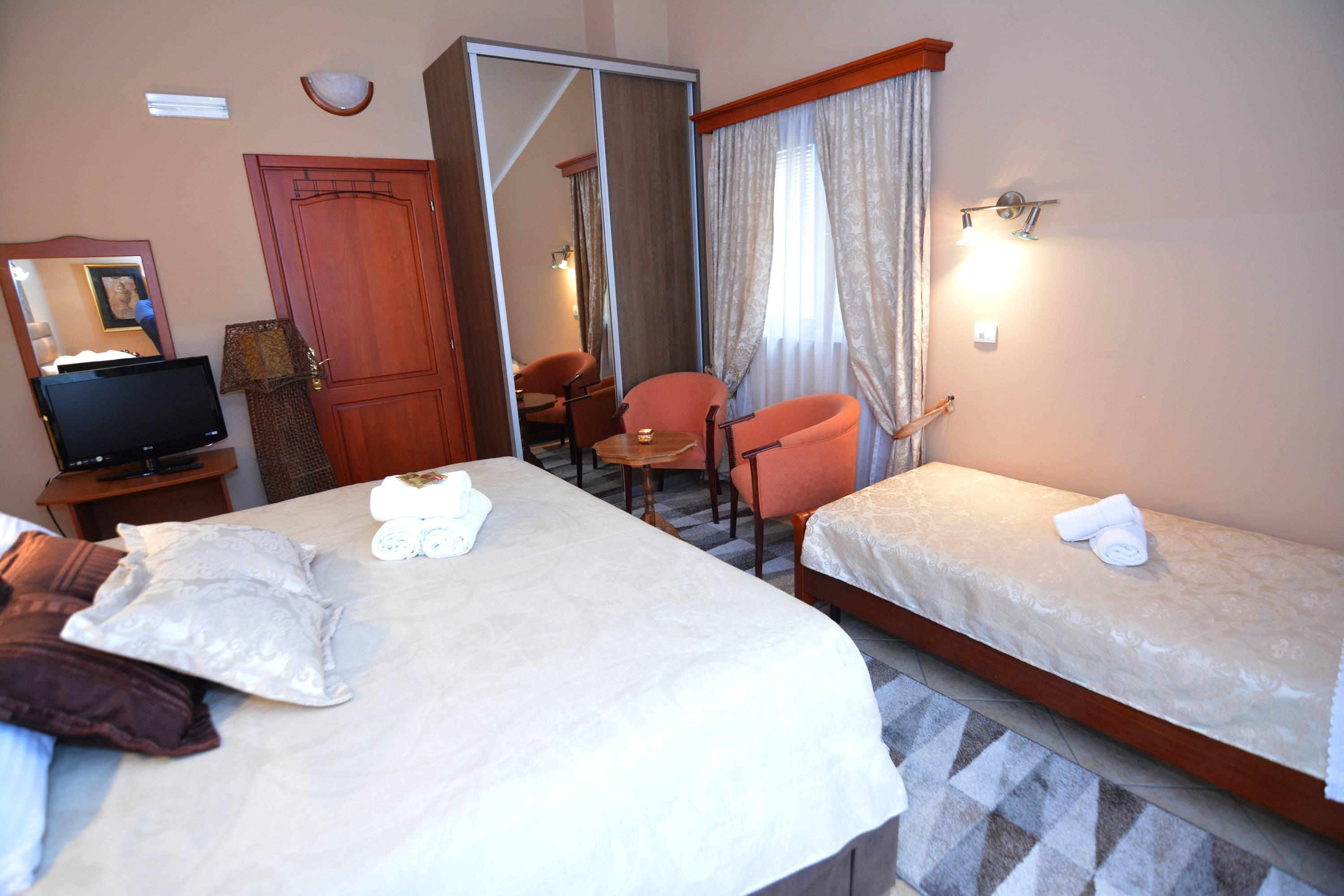 Apartments Bogdanovic Kotor Bagian luar foto