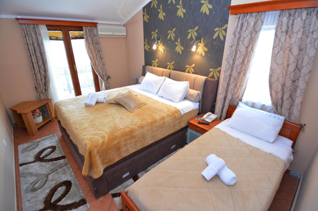Apartments Bogdanovic Kotor Bagian luar foto
